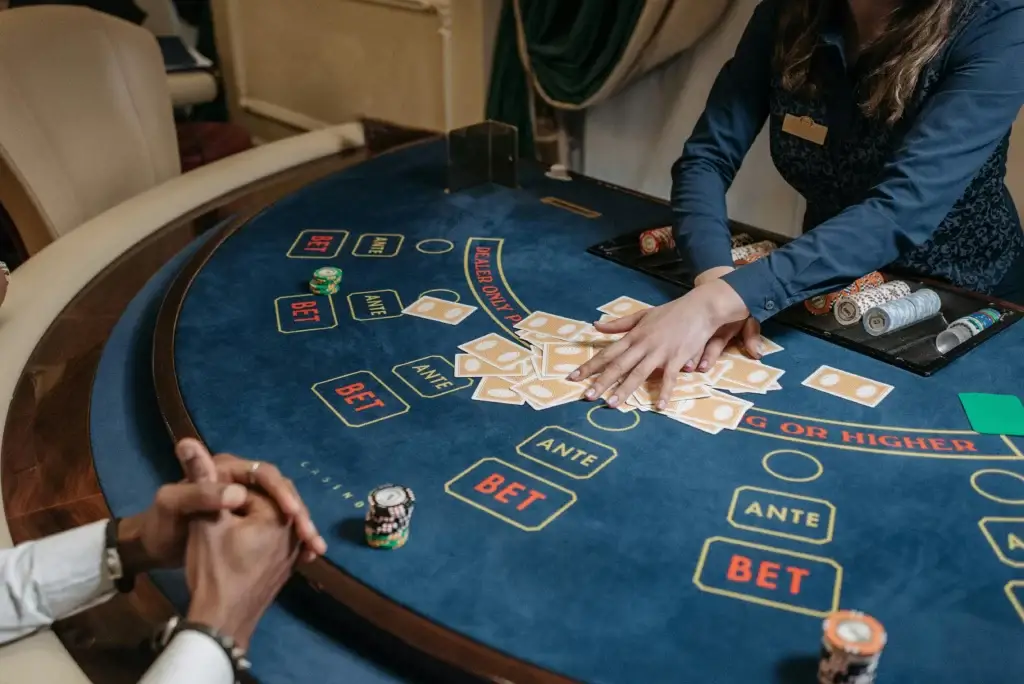 Arguments for and against recognising poker as a sport