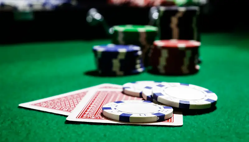 Come partecipare a un torneo di poker: panoramica di tutte le fasi
